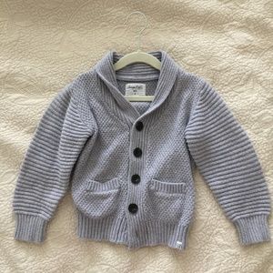 Boys Cowl-neck gray button down cardigan Size 5